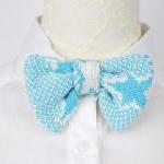 knitted bow tie in star pat..