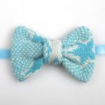 knitted bow tie in star pat..