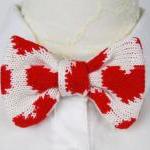 Knitted bow tie in heart pa..