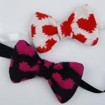 Knitted bow tie in heart pa..
